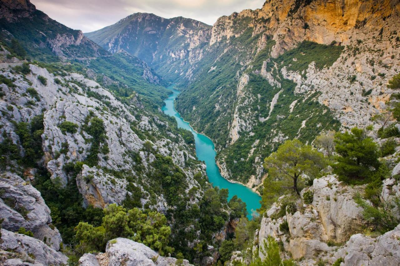 Hotel Le Refuge Des Sources 디뉴레뱅 외부 사진
