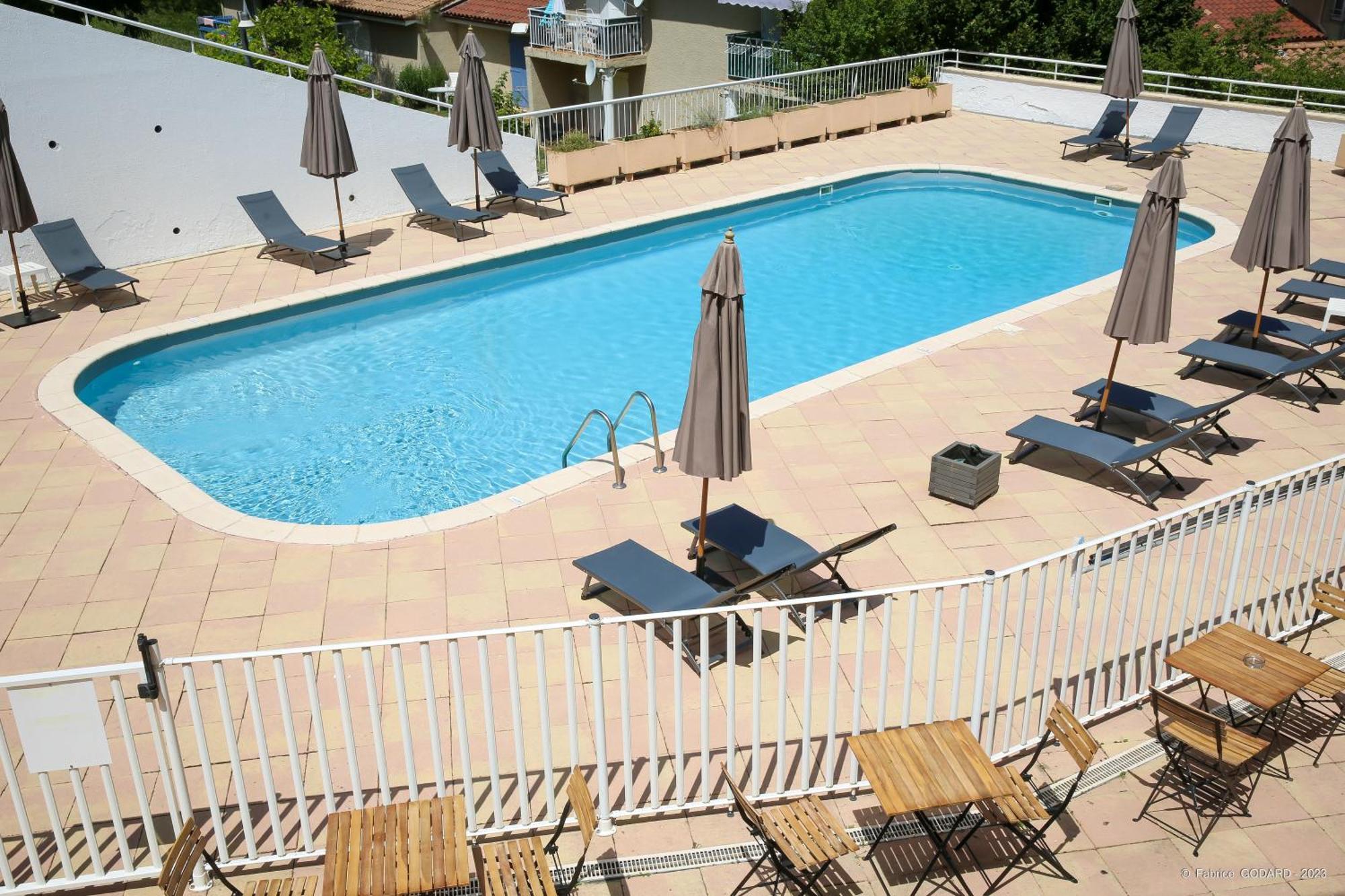 Hotel Le Refuge Des Sources 디뉴레뱅 외부 사진