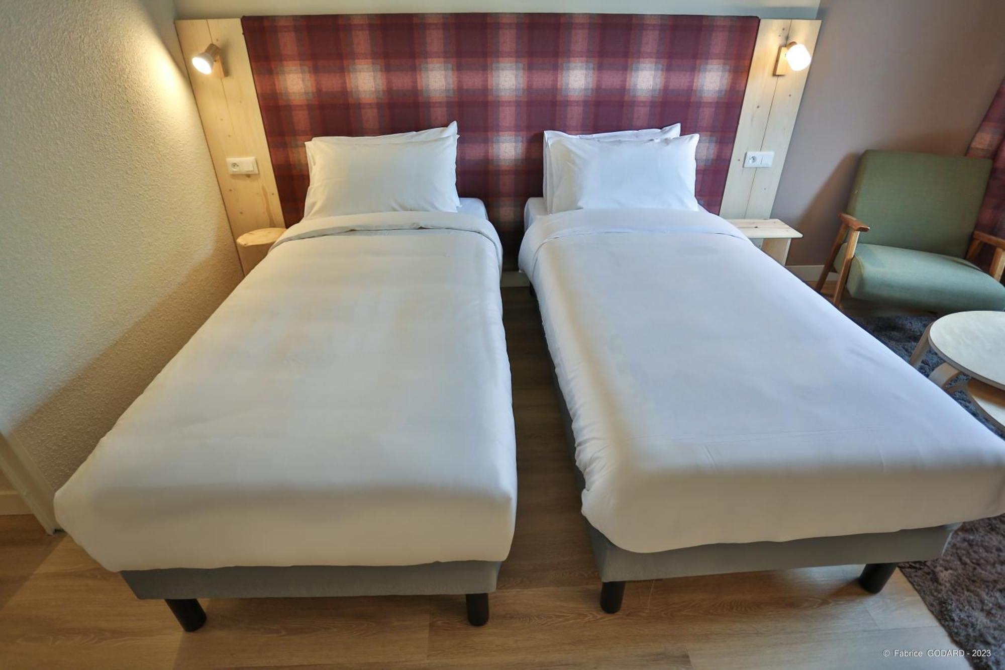 Hotel Le Refuge Des Sources 디뉴레뱅 외부 사진
